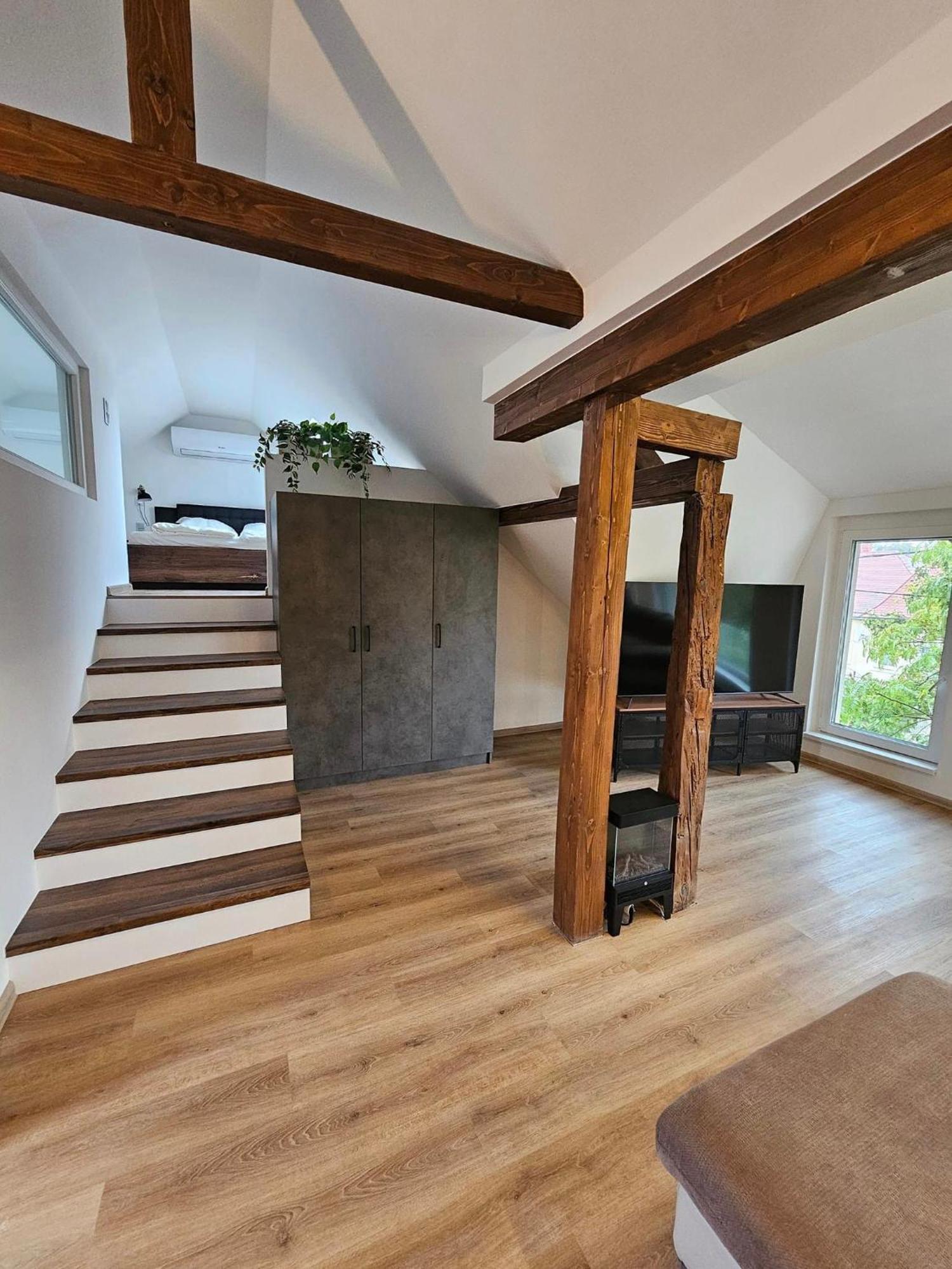 Mi Casa Rustica Apartman Mosonmagyaróvár Kültér fotó
